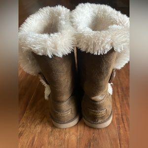 Makati California brown boots